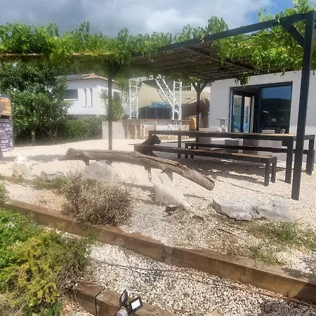 ヴィラ Single-story With Pool And Outdoor Playground *