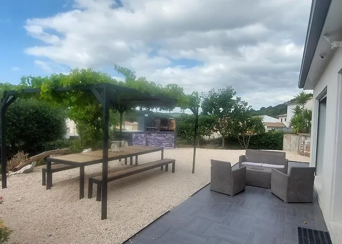Single-story With Pool And Outdoor Playground Villa *